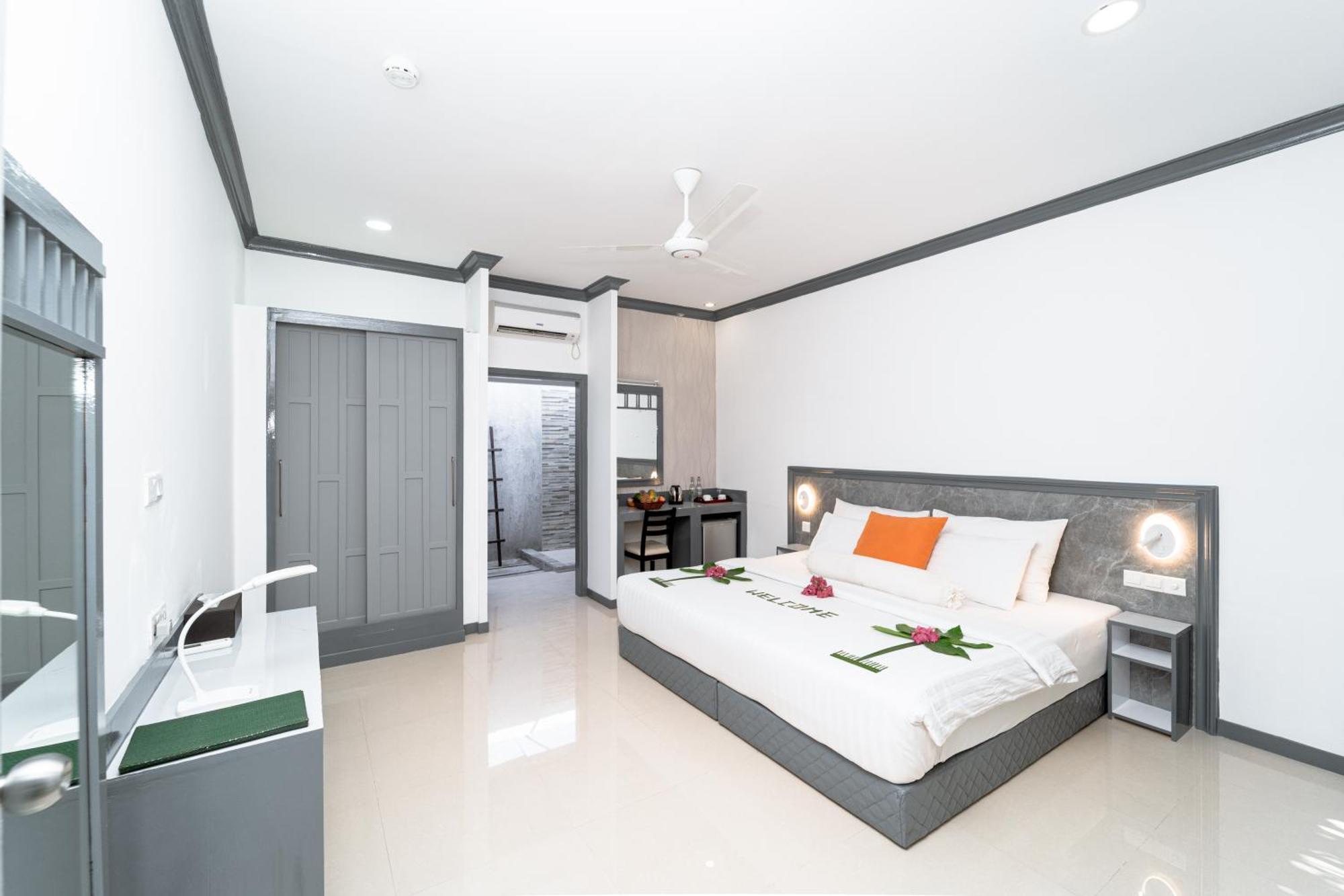 Отель Tropical Tree Fehendhoo Экстерьер фото