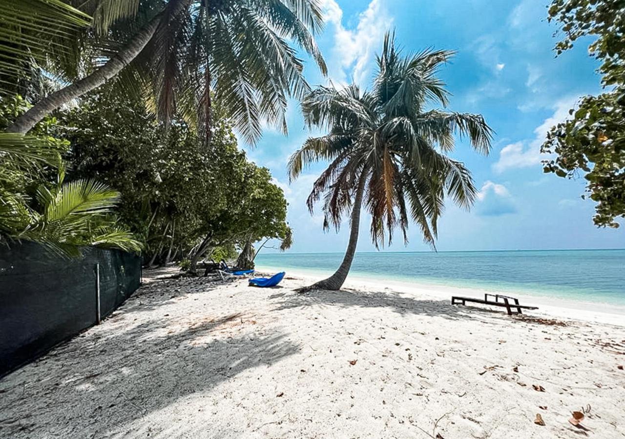 Отель Tropical Tree Fehendhoo Экстерьер фото