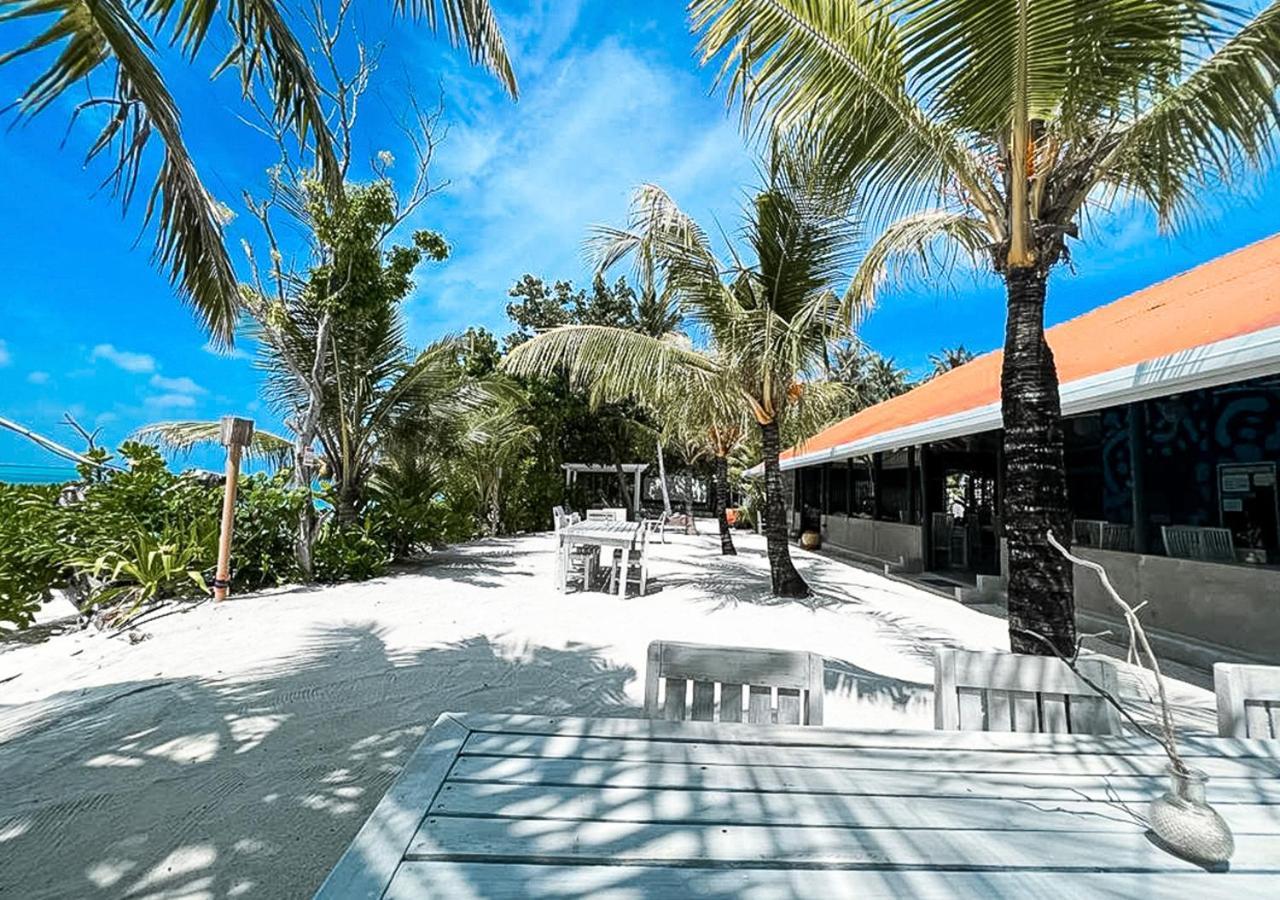 Отель Tropical Tree Fehendhoo Экстерьер фото